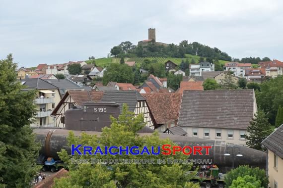 U-Boot-Transport-durch-Hilsbach-und-Weiler (© Siegfried Lörz)